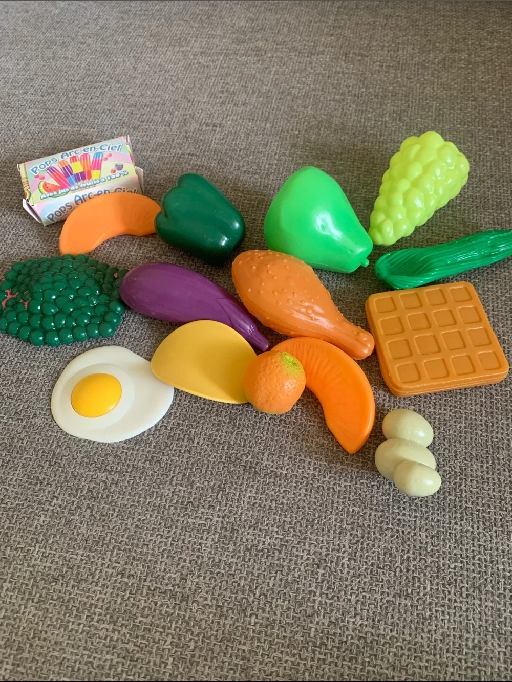 Our Generation Refrigerator with Food for 18” Dolls
